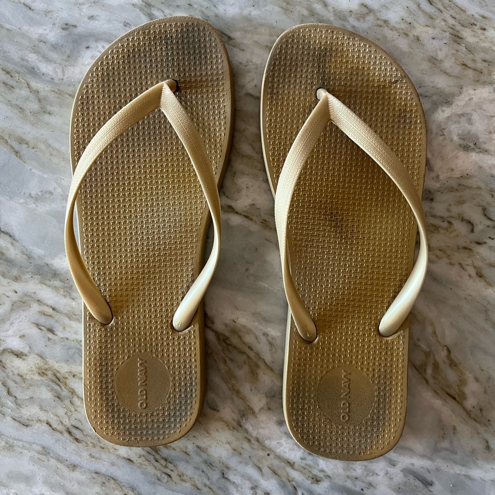 Old Navy Metallic Gold Flip Flops
